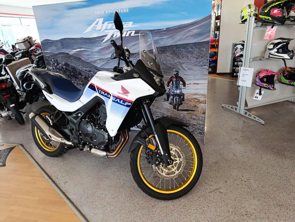 Honda Transalp XL750 (2023 - 24) (3)