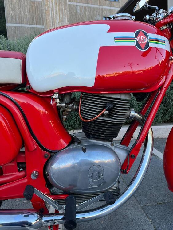 Gilera GIUBILEO 175 EXTRA ROSSO (5)