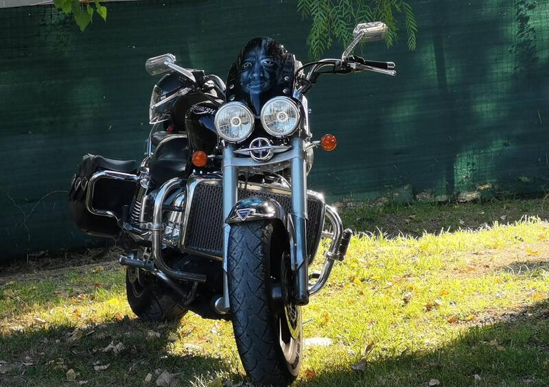 Vendo Triumph Rocket 3 Classic 2006 11 usata a Piombino codice 9569875 Moto