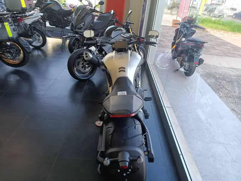 Benda Motorcycles LFC 700 (2024 - 26) (4)