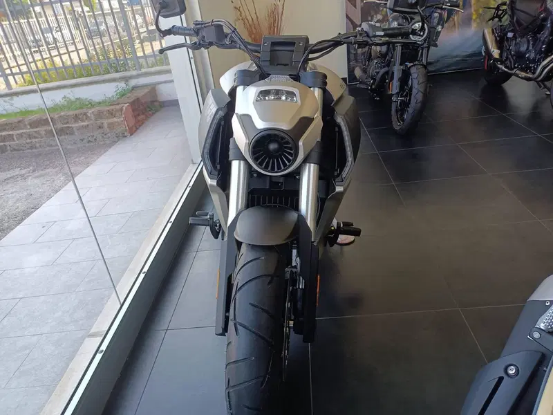 Benda Motorcycles LFC 700 (2024 - 26) (5)