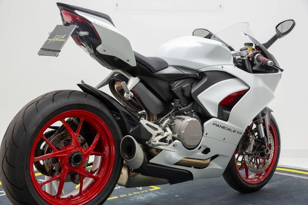 Ducati Panigale V2 955 (2020) (4)