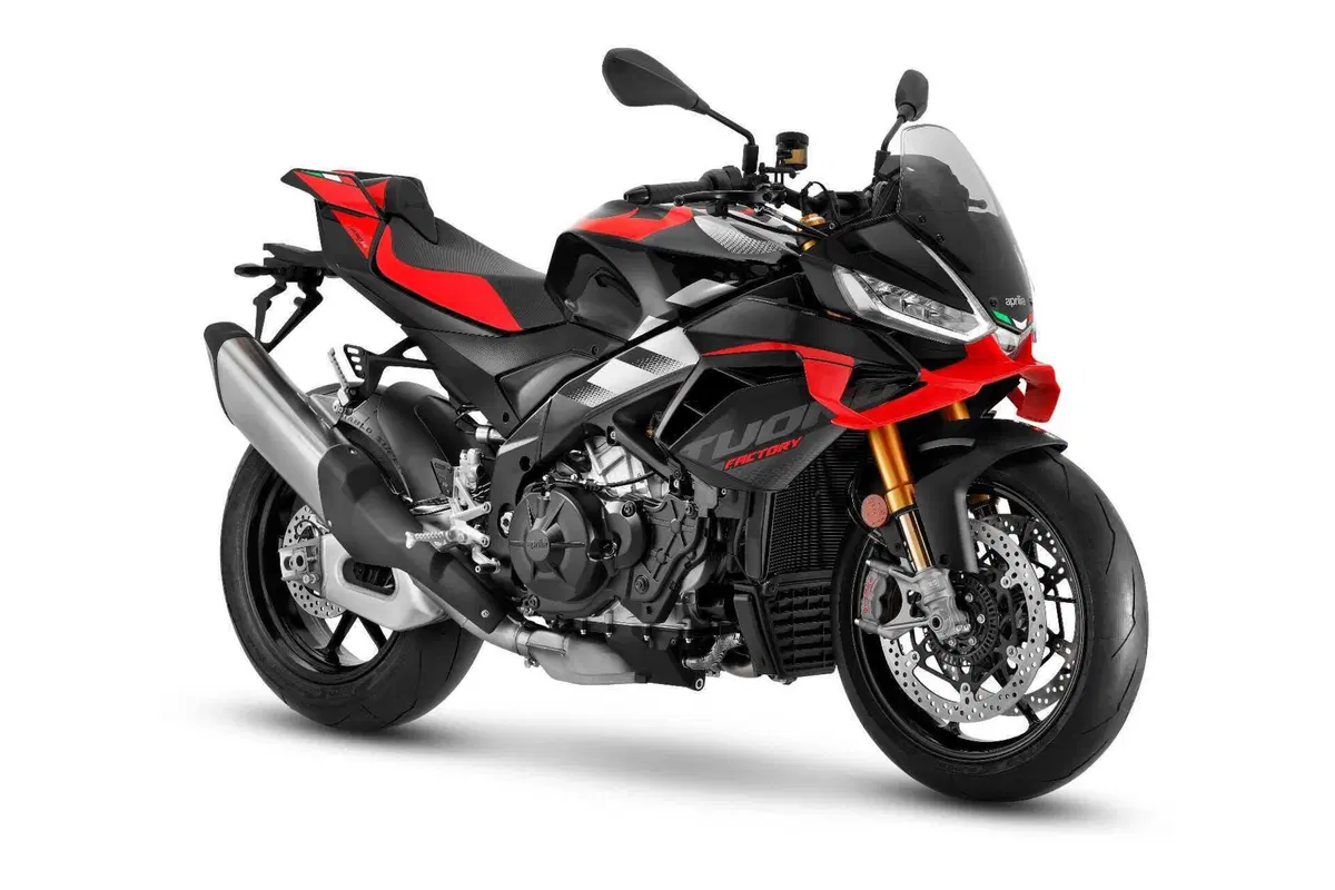 EICMA: ci sono anche le nuove hyper-naked di Aprilia, Tuono V4 e Tuono V4 Factory (4)