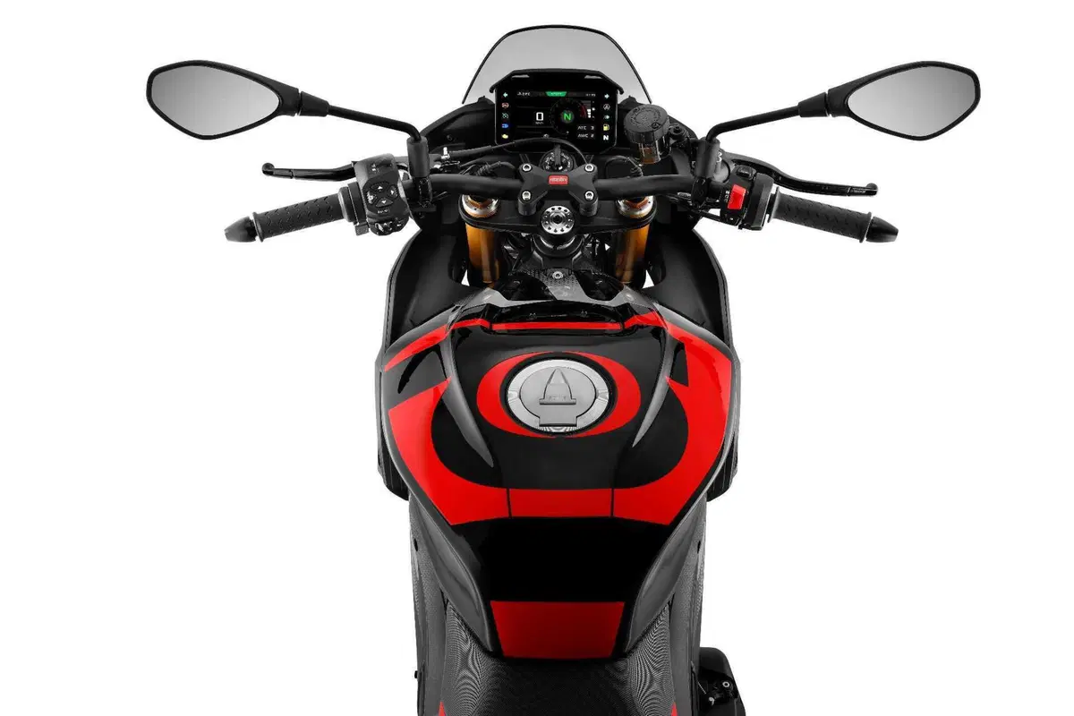 EICMA: ci sono anche le nuove hyper-naked di Aprilia, Tuono V4 e Tuono V4 Factory (7)