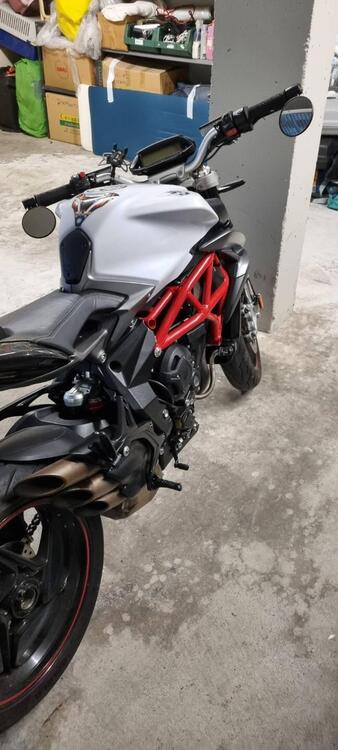 MV Agusta Brutale 800 EAS ABS (2016 - 19) (4)