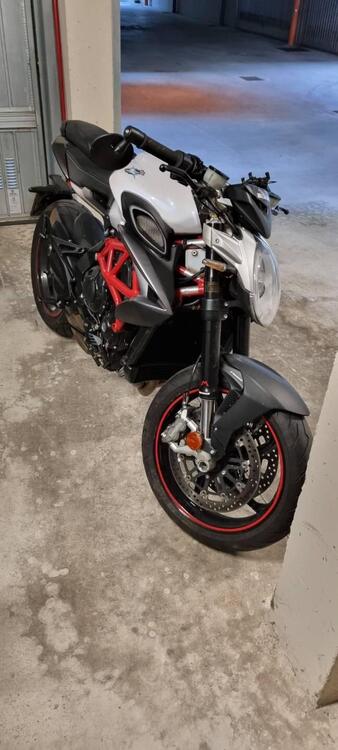 MV Agusta Brutale 800 EAS ABS (2016 - 19) (5)