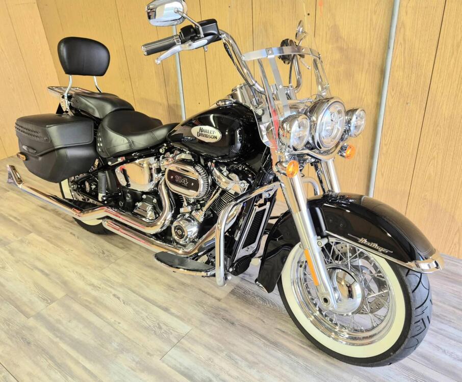 Harley-Davidson Heritage Classic (2021 - 24) (2)