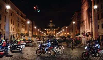 Rome Night Run 2024: la magia di un giro notturno per le strade della Capitale [VIDEO]