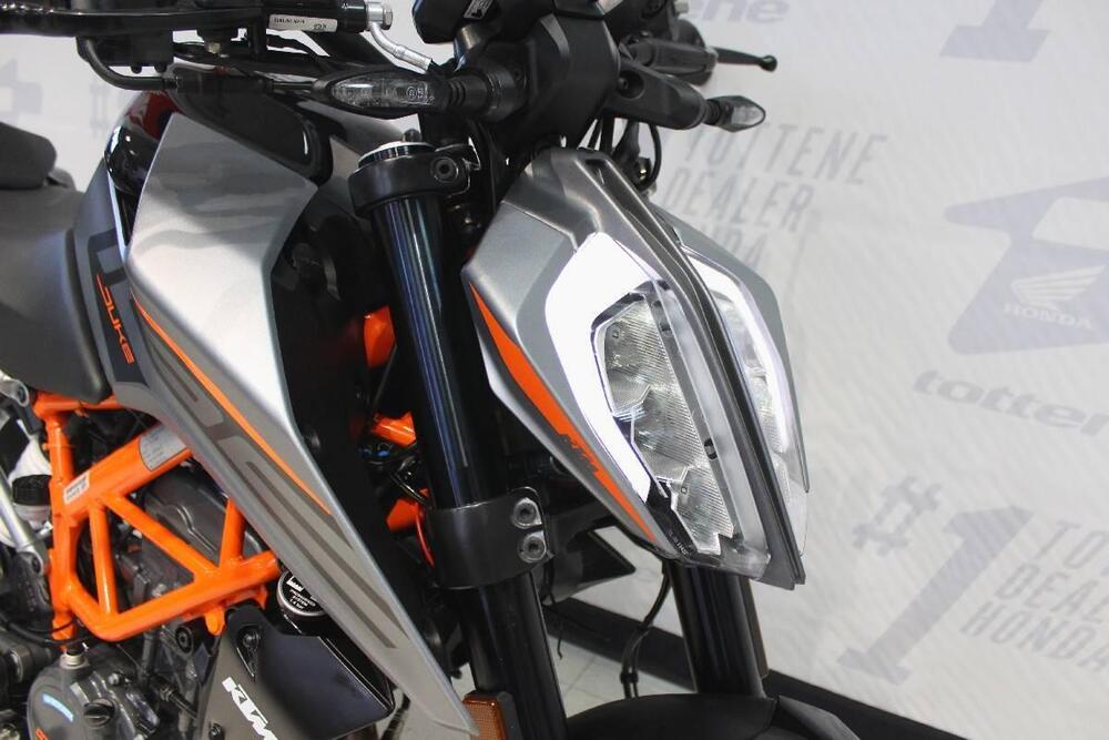 KTM 125 Duke (2021 - 23) (4)