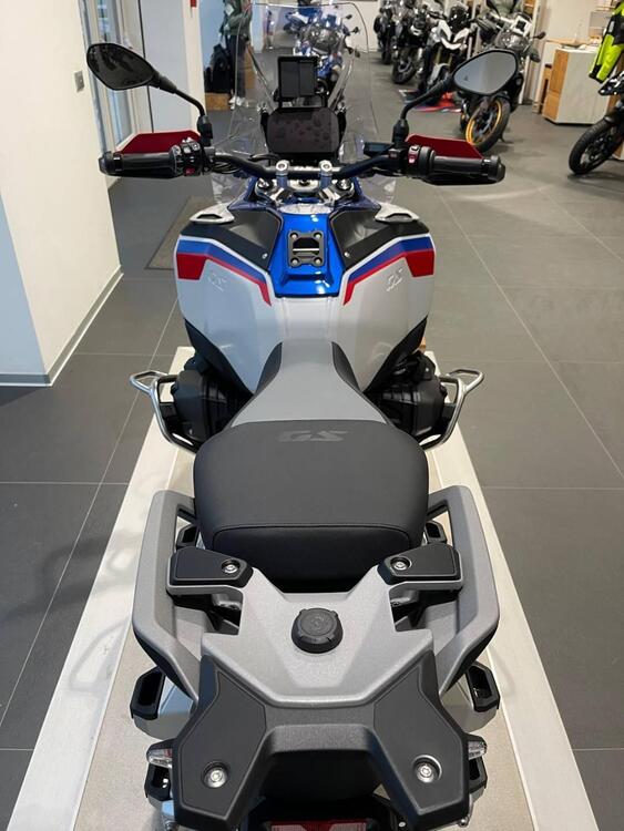 Bmw R 1300 GS Adventure (2025) (4)