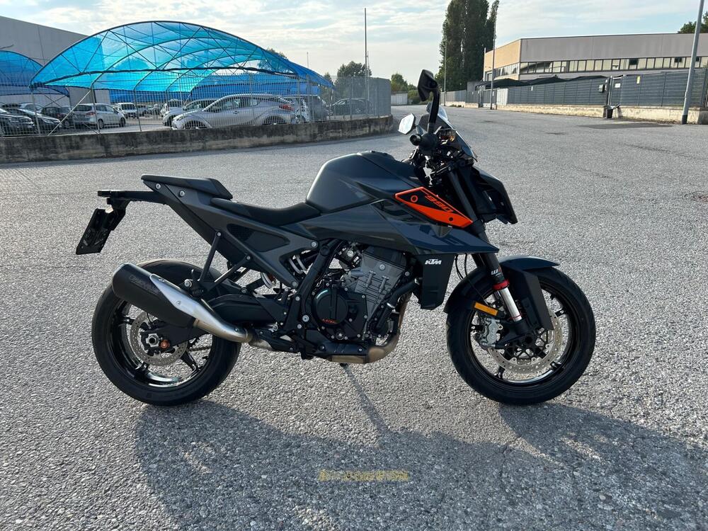 KTM 990 Duke (2024) (2)