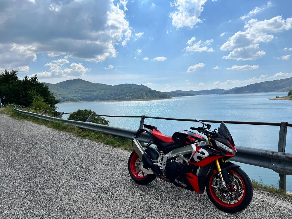 Aprilia Tuono 1100 V4 Factory (2021 - 24) (5)