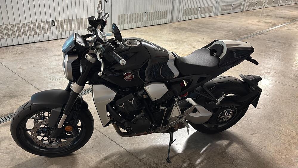 Honda CB 1000 R + Neo Sport Cafè (2019 - 20) (2)