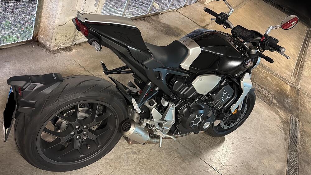 Honda CB 1000 R + Neo Sport Cafè (2019 - 20) (5)