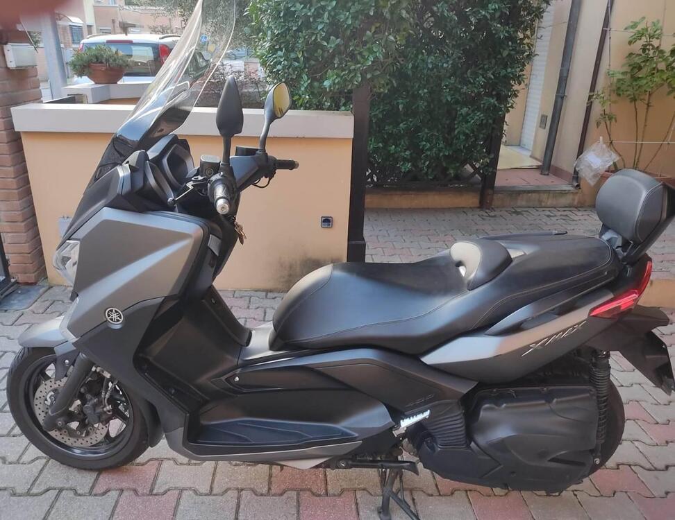 Yamaha X-Max 400 (2013 - 16) (3)