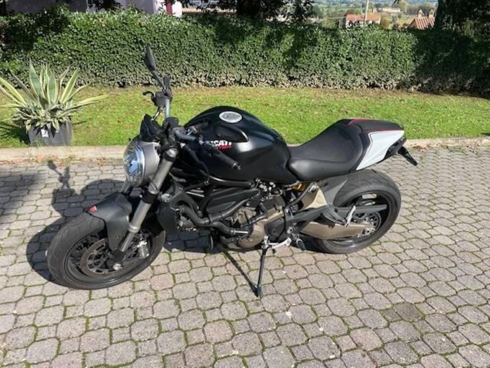 Ducati Monster 821 Dark ABS (2014 - 16) (2)