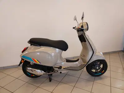 Vespa Primavera 150 S (2023 - 25) nuova