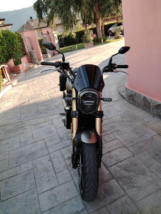 Benelli Leoncino 800 (2022 - 24) (3)