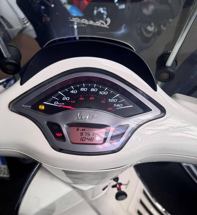 Vespa Sprint 125 3V ie ABS (2018 - 19) (2)