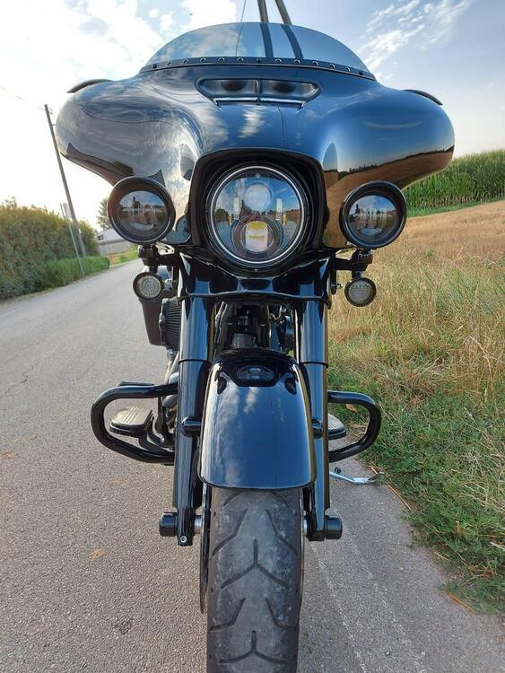 Harley-Davidson 107 Street Glide Special (2017 - 19) - FLHXS (2)