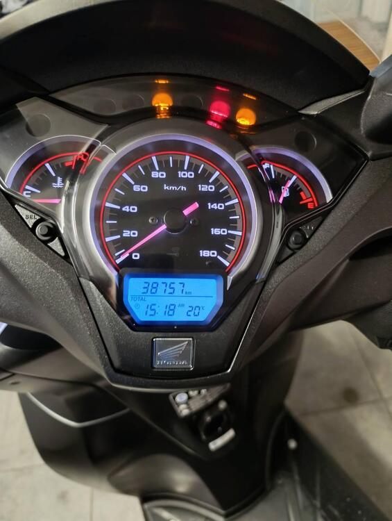 Honda SH 300 i Sport ABS (2018 - 20) (5)