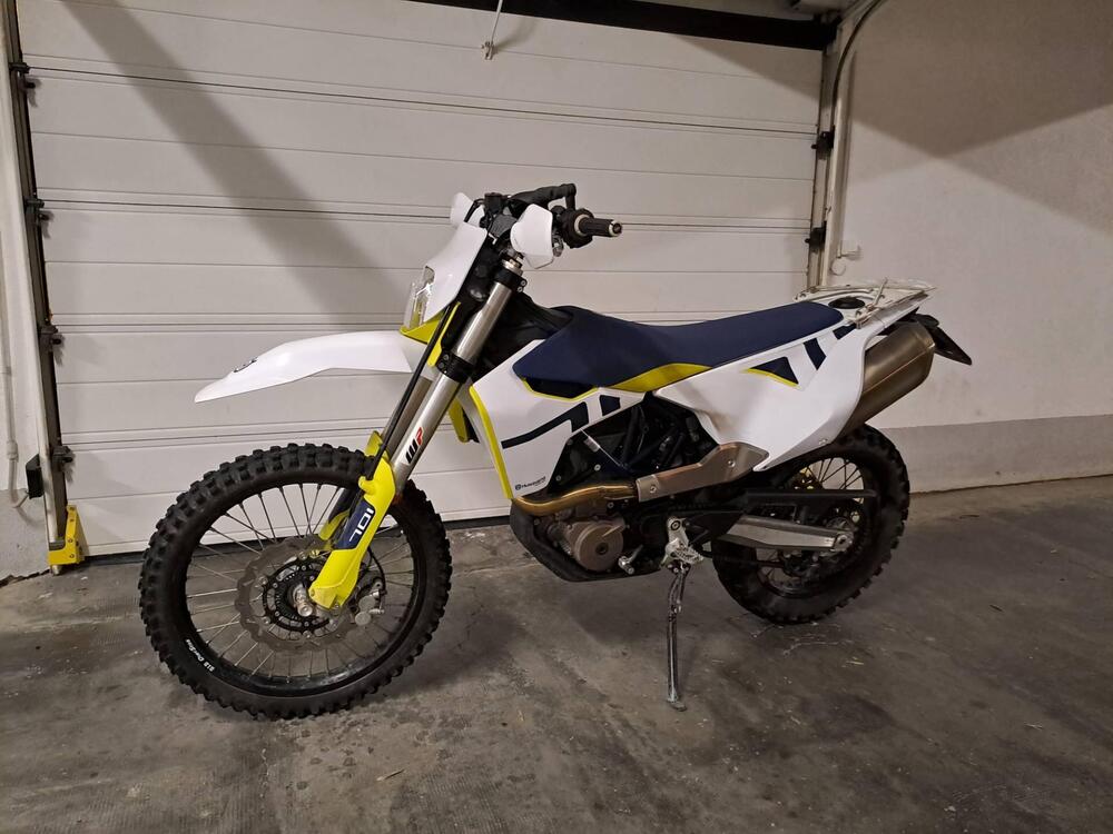 Husqvarna 701 Enduro (2023 - 24)