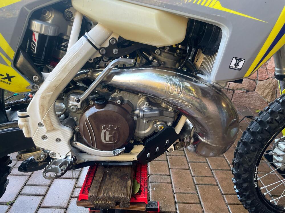 Husqvarna TE 250i (2018) (3)