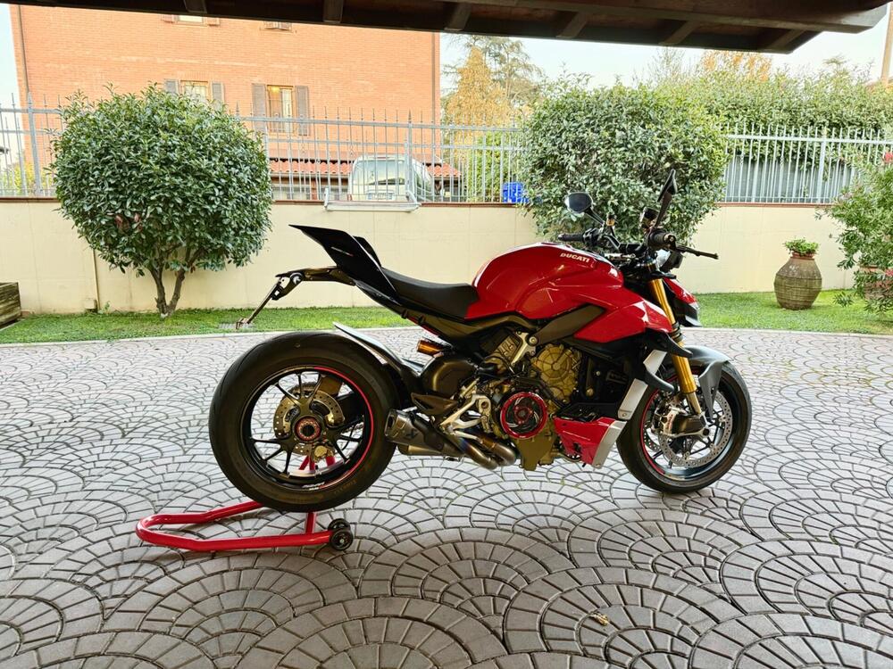 Ducati Streetfighter V4 1100 S (2020) (3)