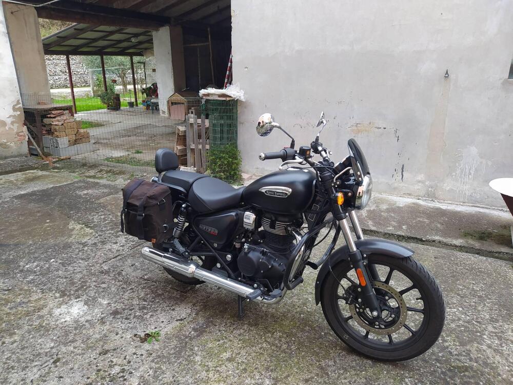 Royal Enfield Meteor 350 Stellar (2021 - 24) (4)