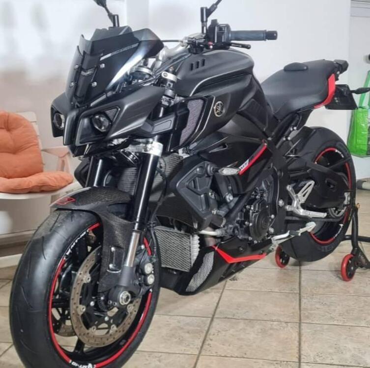 Yamaha MT-10 (2017 - 20) (3)