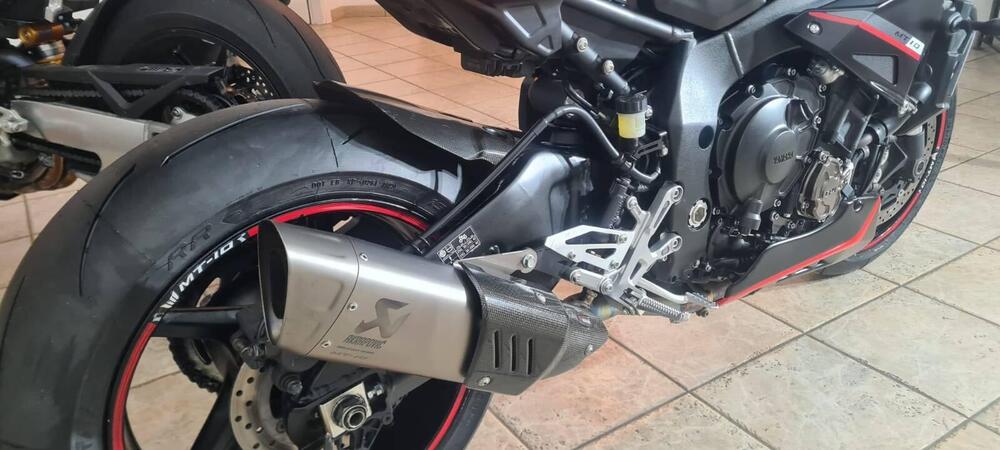 Yamaha MT-10 (2017 - 20) (4)