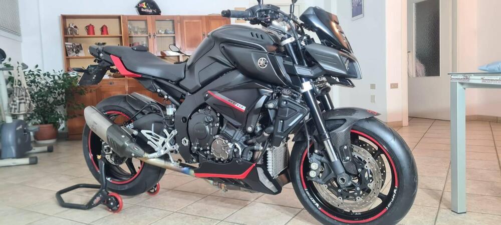 Yamaha MT-10 (2017 - 20) (5)