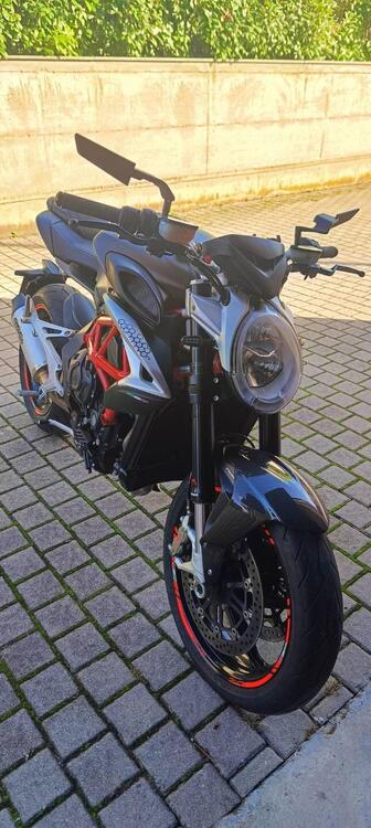 MV Agusta Brutale 800 EAS ABS (2016 - 19) (4)