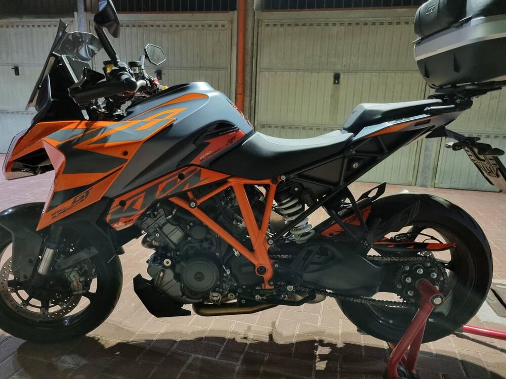 KTM 1290 Super Duke GT (2022 - 24) (3)