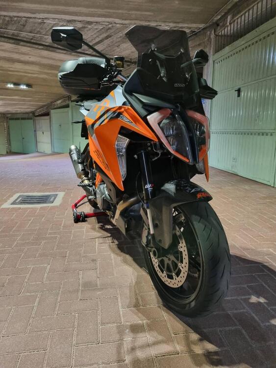 KTM 1290 Super Duke GT (2022 - 24) (4)