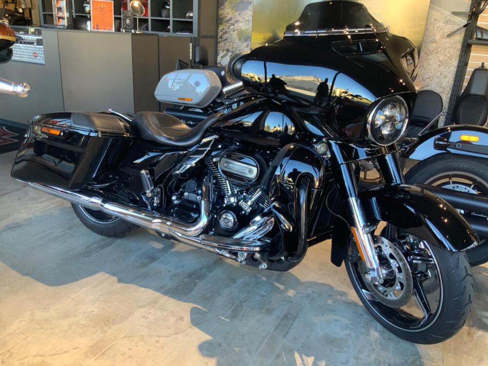 Harley-Davidson 114 Street Glide (2017)