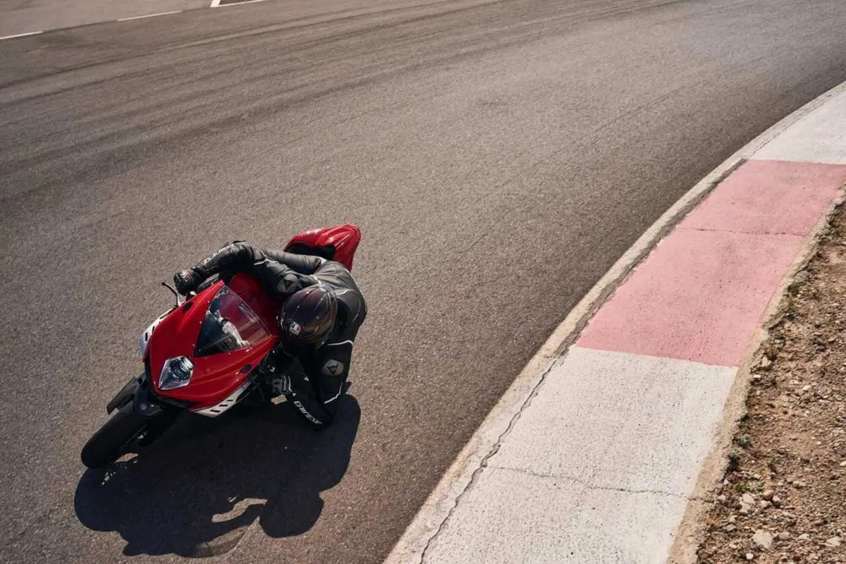 Le MV Agusta che celebrano gli 80 anni del marchio [VIDEO] (19)