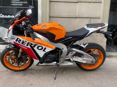 Honda CBR 1000 RR Fireblade (2012 - 16) usata