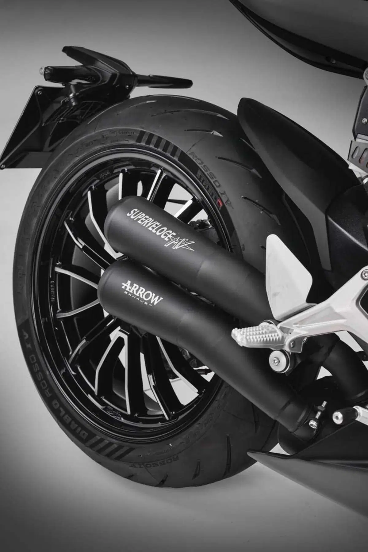 Le MV Agusta che celebrano gli 80 anni del marchio [VIDEO] (35)