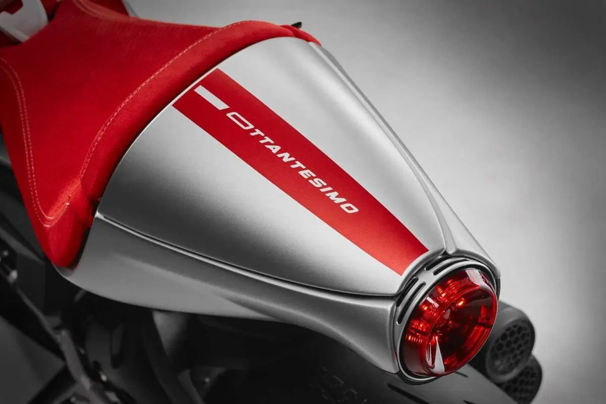 Le MV Agusta che celebrano gli 80 anni del marchio [VIDEO] (36)