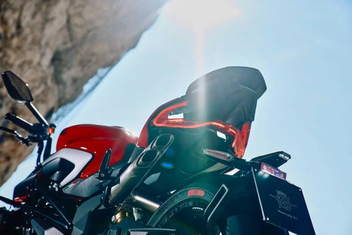 Le MV Agusta che celebrano gli 80 anni del marchio [VIDEO] (6)