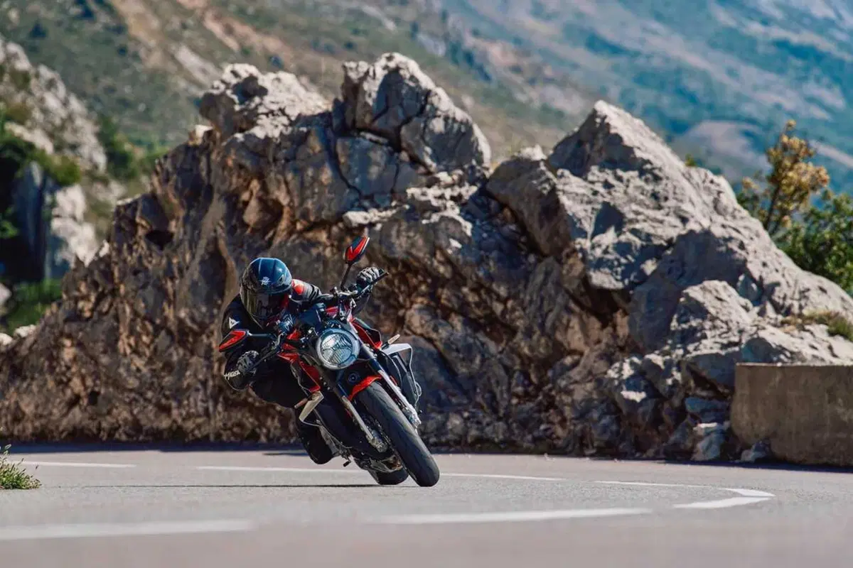 Le MV Agusta che celebrano gli 80 anni del marchio [VIDEO] (8)