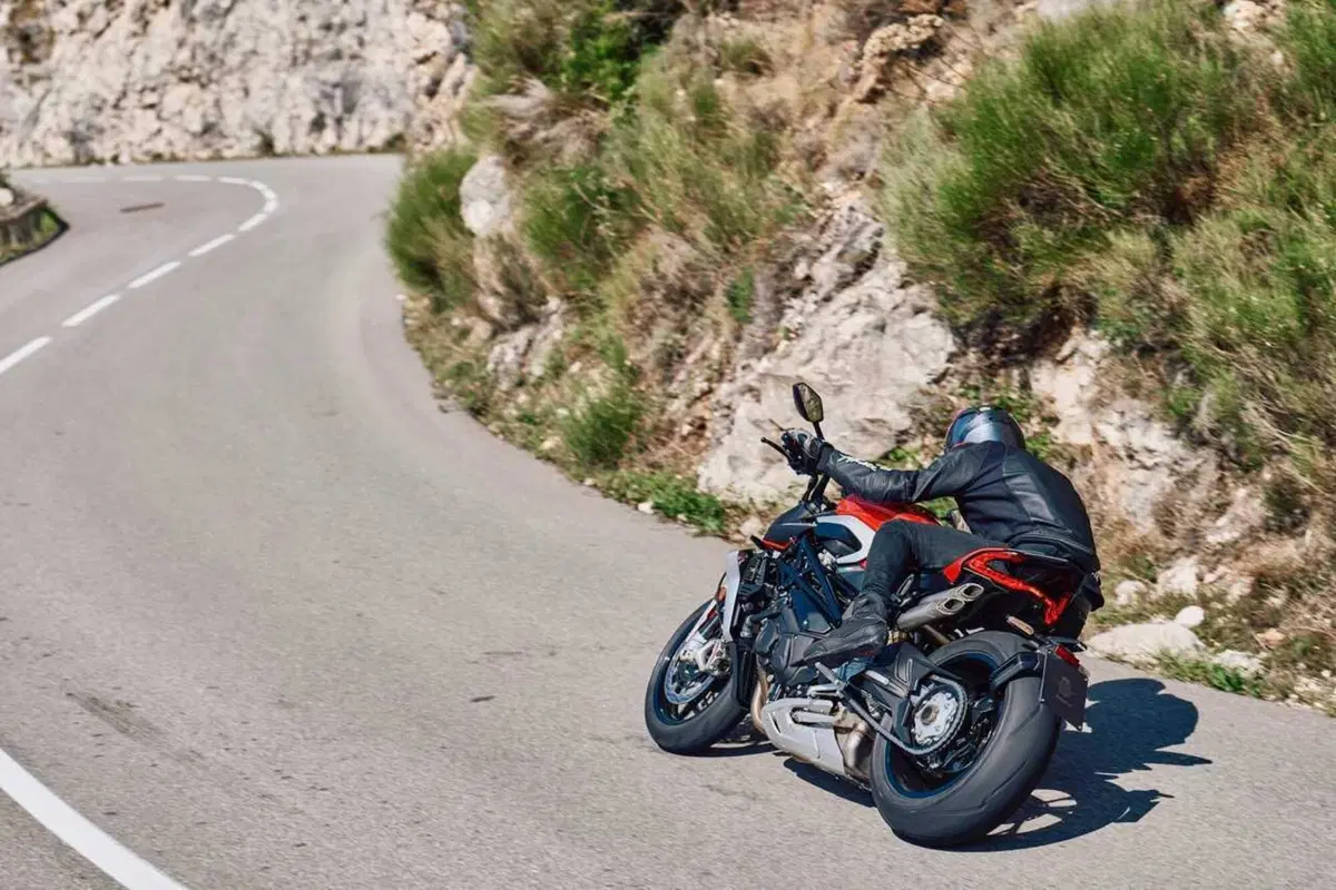 Le MV Agusta che celebrano gli 80 anni del marchio [VIDEO] (11)