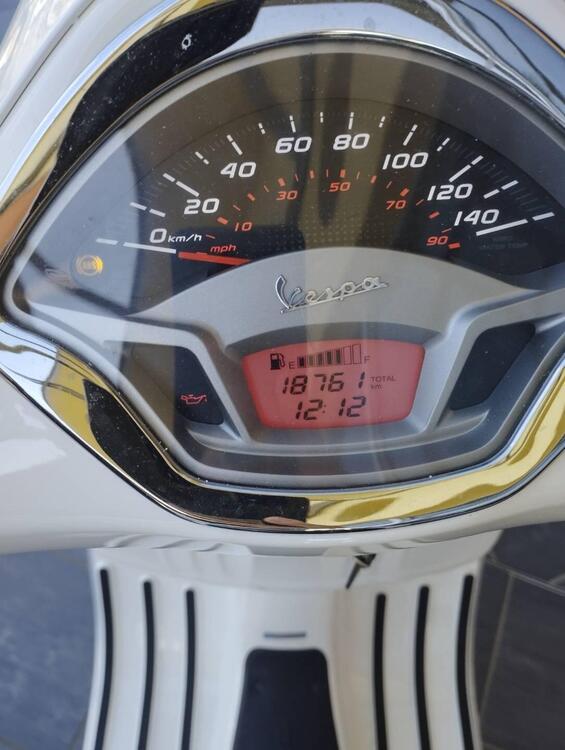 Vespa GTS 300 Super ABS (2014 - 16) (3)