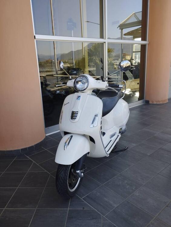 Vespa GTS 300 Super ABS (2014 - 16)