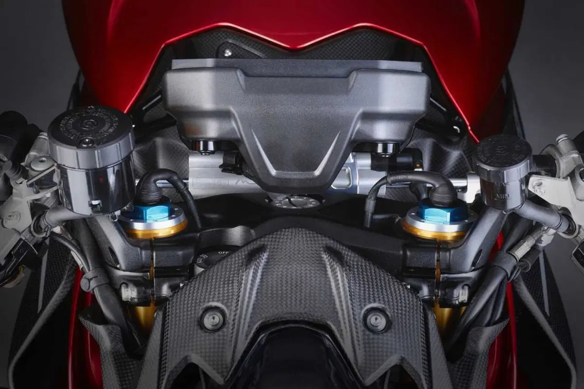 Le MV Agusta che celebrano gli 80 anni del marchio [VIDEO] (75)