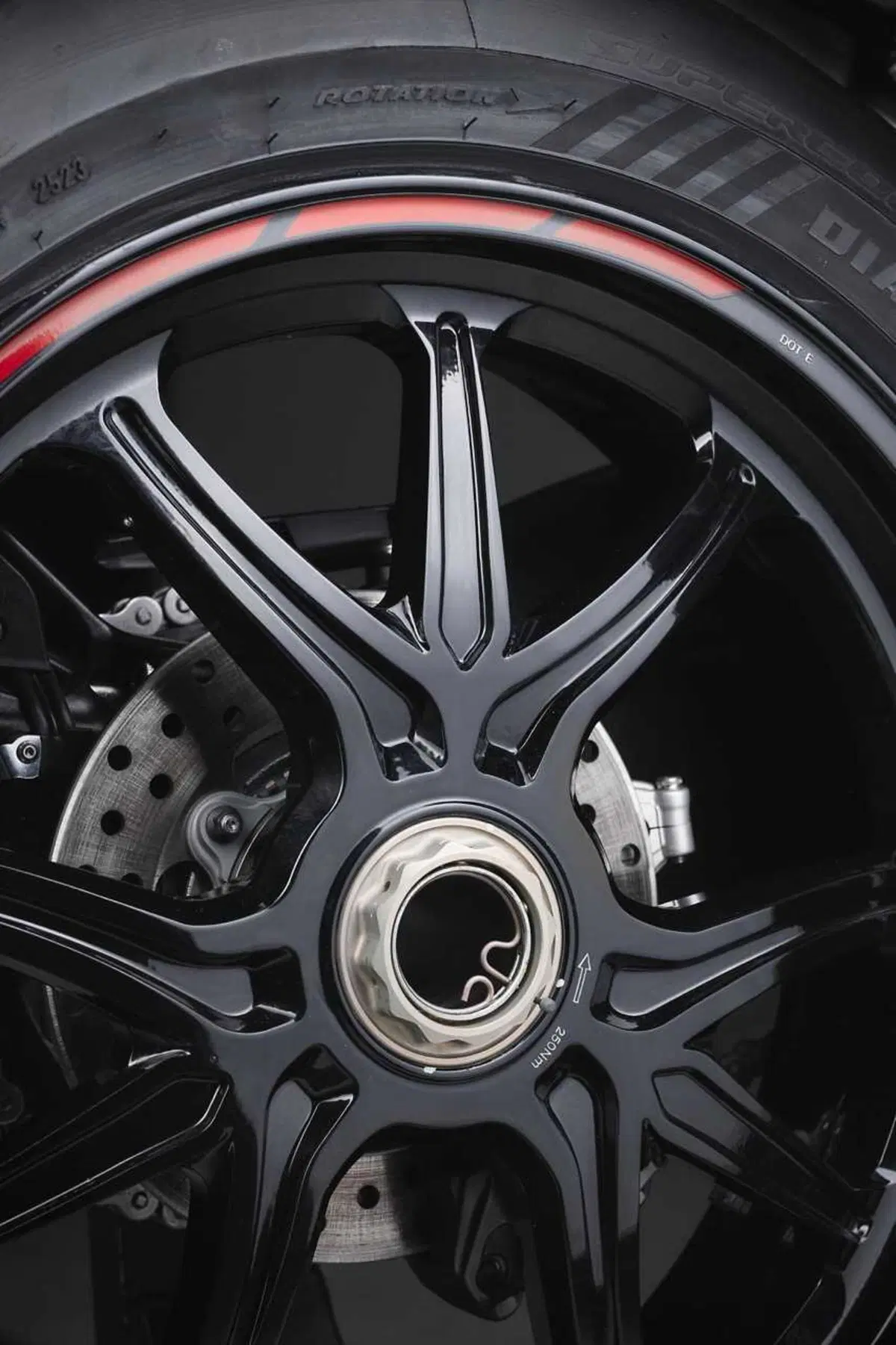 Le MV Agusta che celebrano gli 80 anni del marchio [VIDEO] (82)