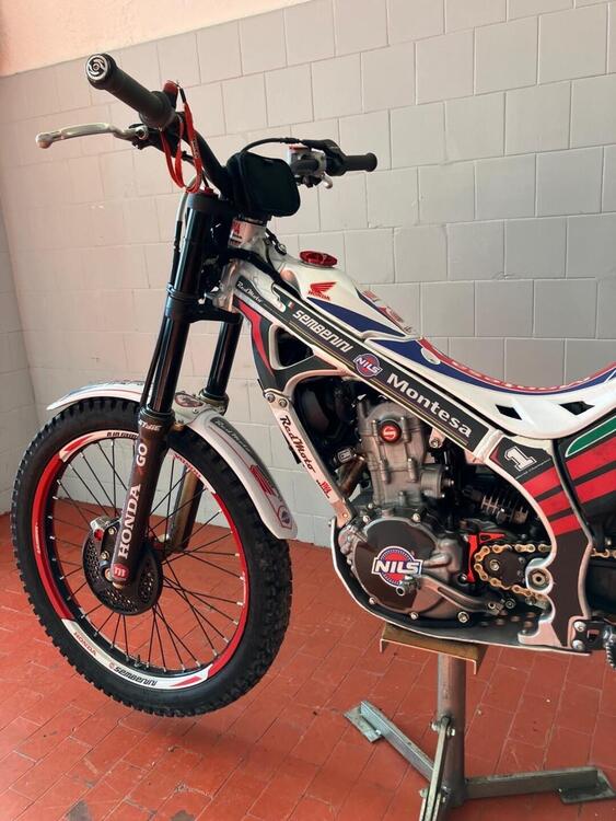 Montesa Cota 4RT Race Replica (2017 - 21) (3)