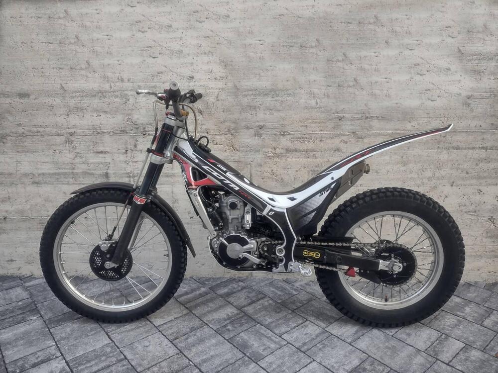 Montesa Cota 4RT (2)