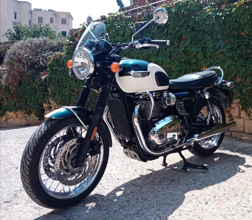 Triumph Bonneville T120 (2016 - 20) (2)